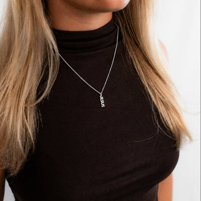 JESUS Halsband Dam i återvunnet sterlingsilver från ZOE HOOP JEWELRY